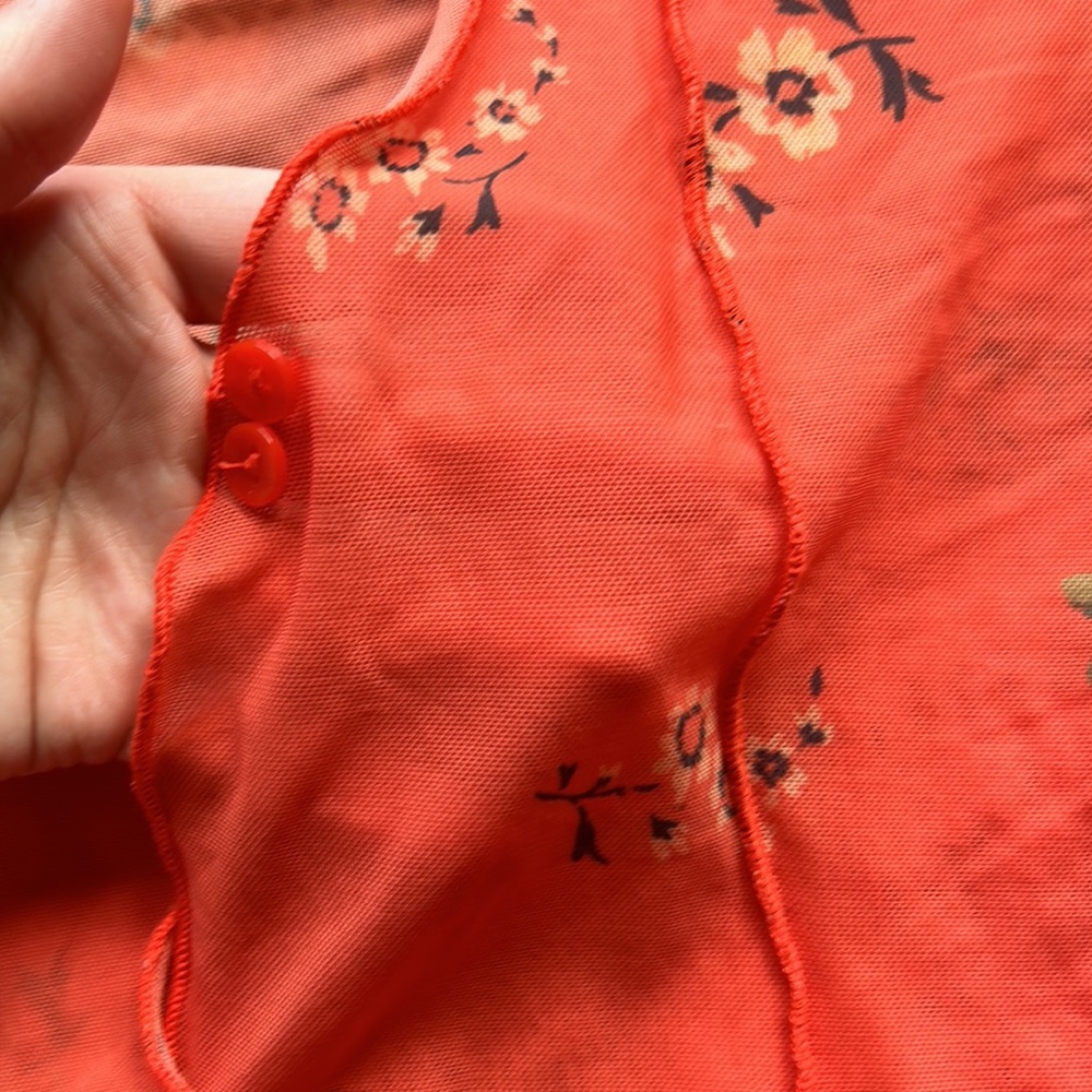 Mesh top - Picture 2 of 3